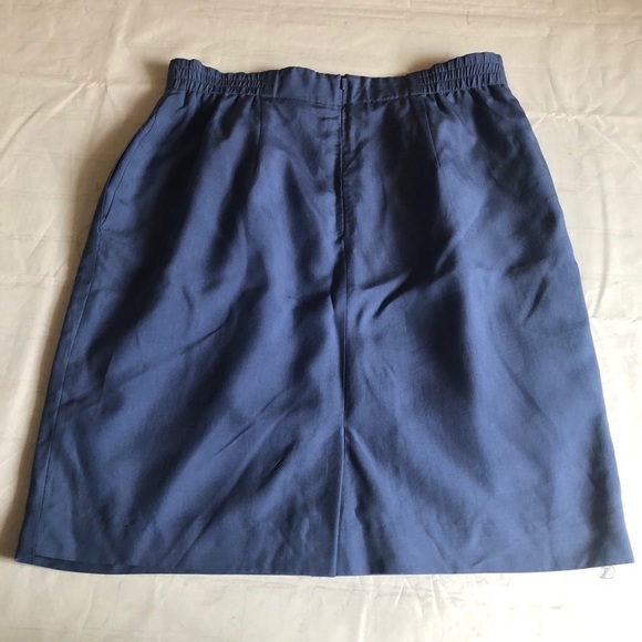 Talbots Petites Silk A line navy blue skirt size 12 Host Pick! - Picture 9 of 9